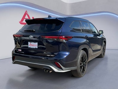 2025 Toyota Highlander LE