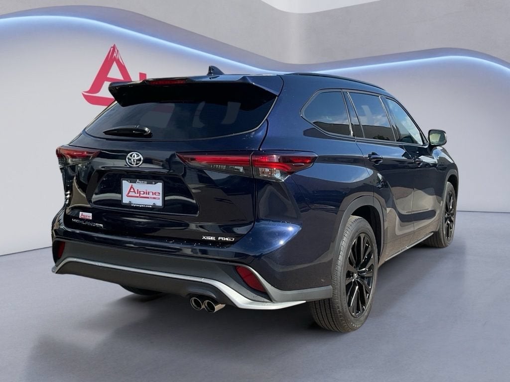 2025 Toyota Highlander LE