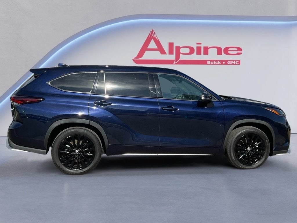 2025 Toyota Highlander LE