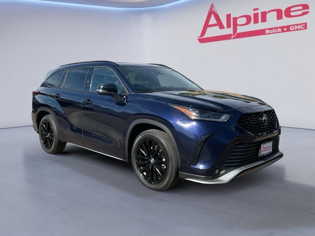 2025 Toyota Highlander LE