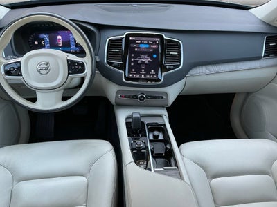 2023 Volvo XC90 Plus